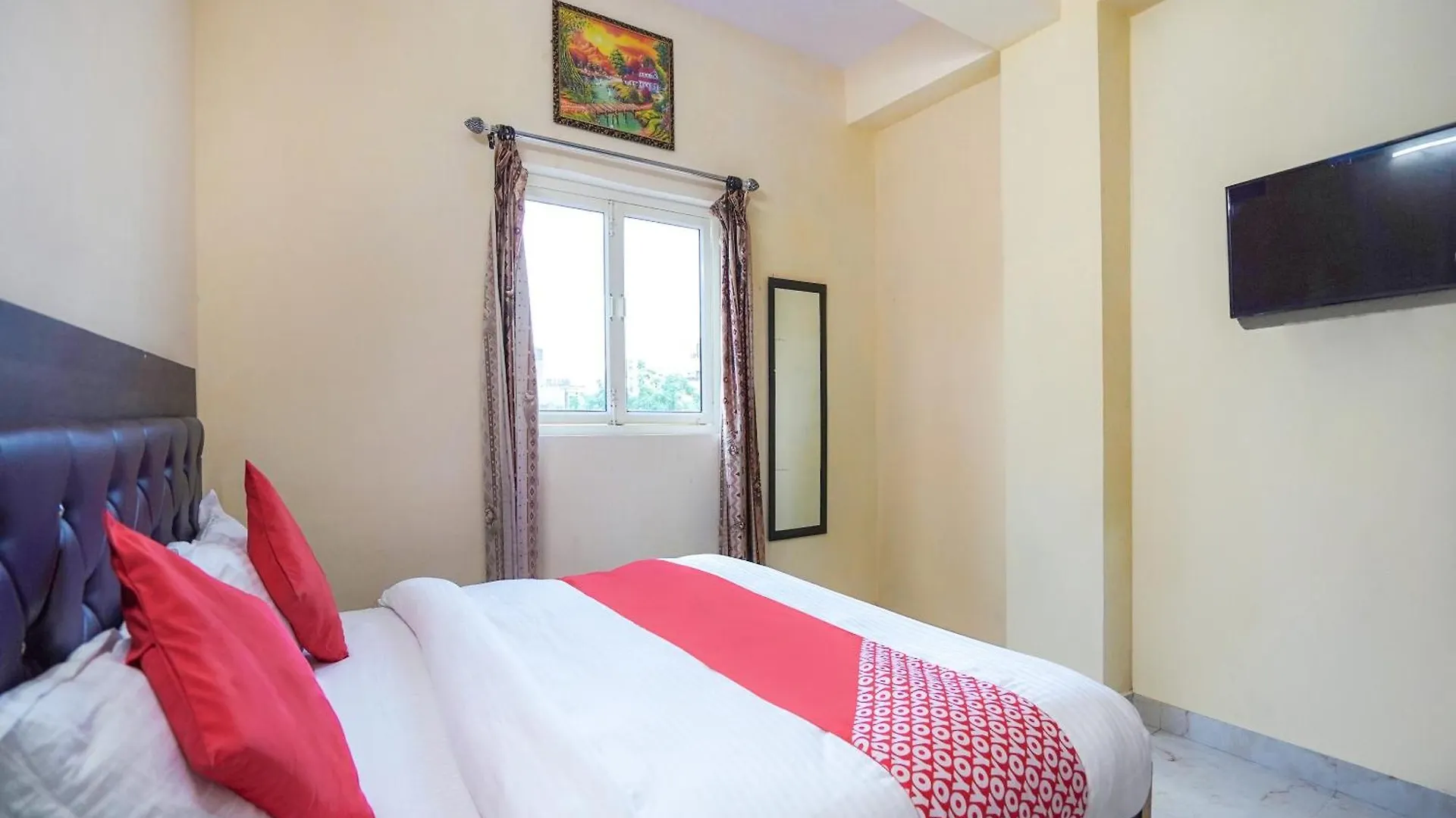 Hotel O Silver Palace Delhi